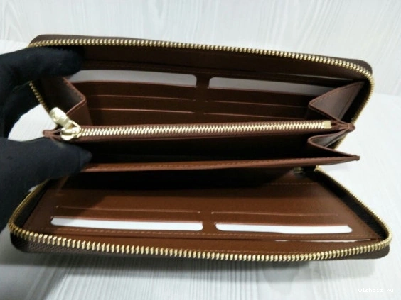 WIS ORGANIZER VUITTON LOUIS ZIPPY 0928